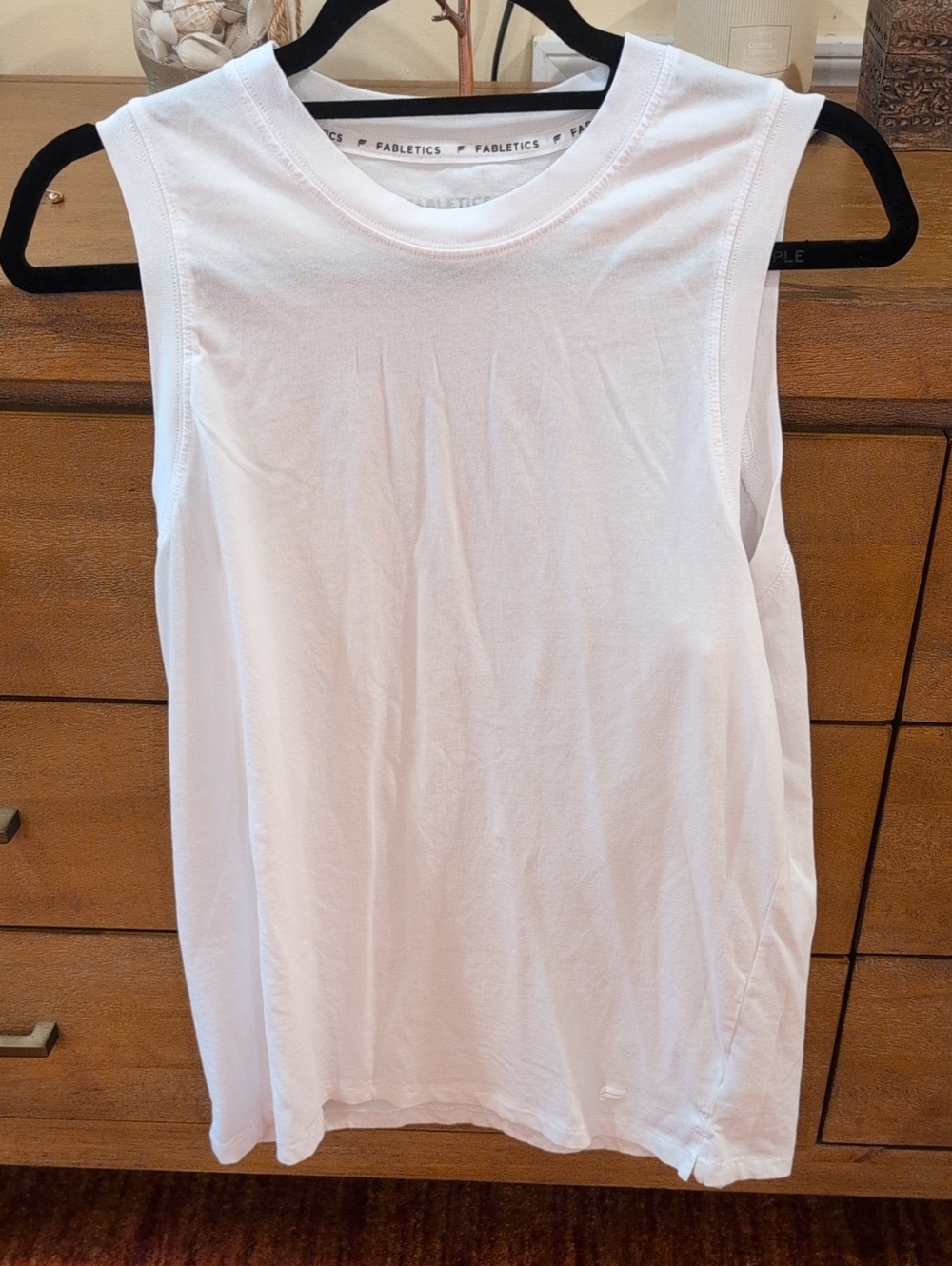 Fabletics White Sleeveless Muscle Tank Top